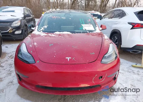 2021 Tesla Model 3 Long Range Dual Motor All-Wheel Drive z USA, uszkodzony, nr VIN 5YJ3E1EB7MF079897